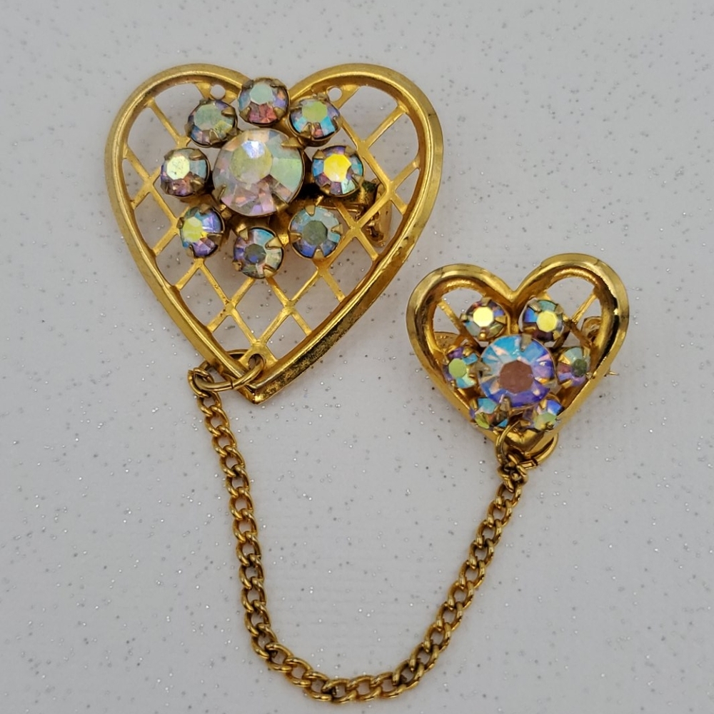 Vintage Gold & AB Hearts Sweater Clip